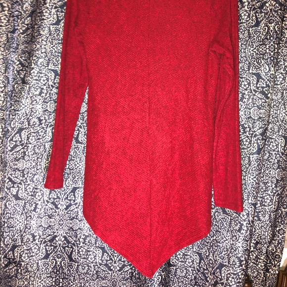 Red V Cowl Neck sweater - Picture 2 of 2